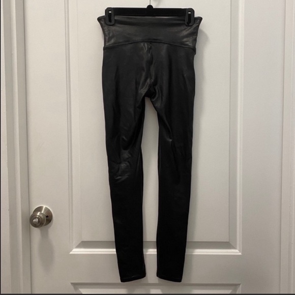 Spanx Faux Leather Leggings - Picture 7 of 7